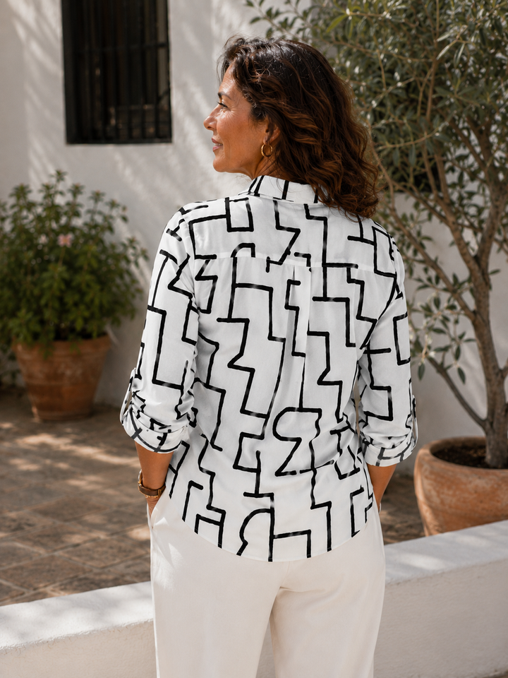 Blusa de Satén con Estampado Gráfico y Cuello de Solapa para Mujer