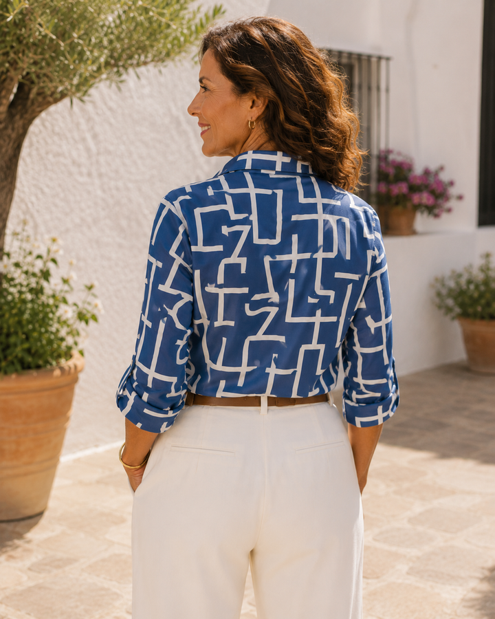 Blusa de Satén con Estampado Gráfico y Cuello de Solapa para Mujer