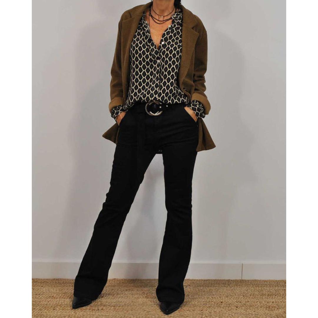Zara | Blusa elegante con escote en V