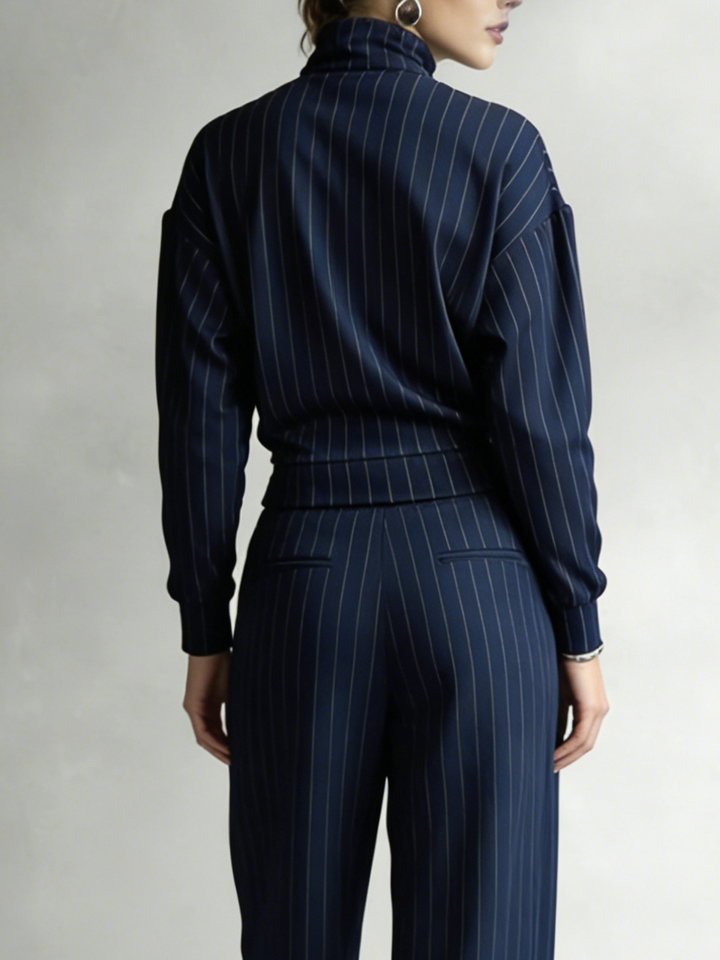 Conjunto de cuello alto con cremallera a rayas