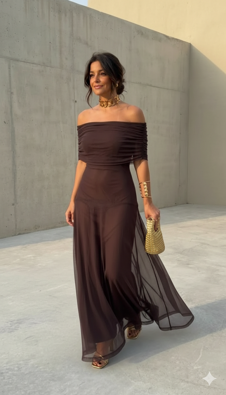 Valeria · Vestido largo fluido con escote asimétrico